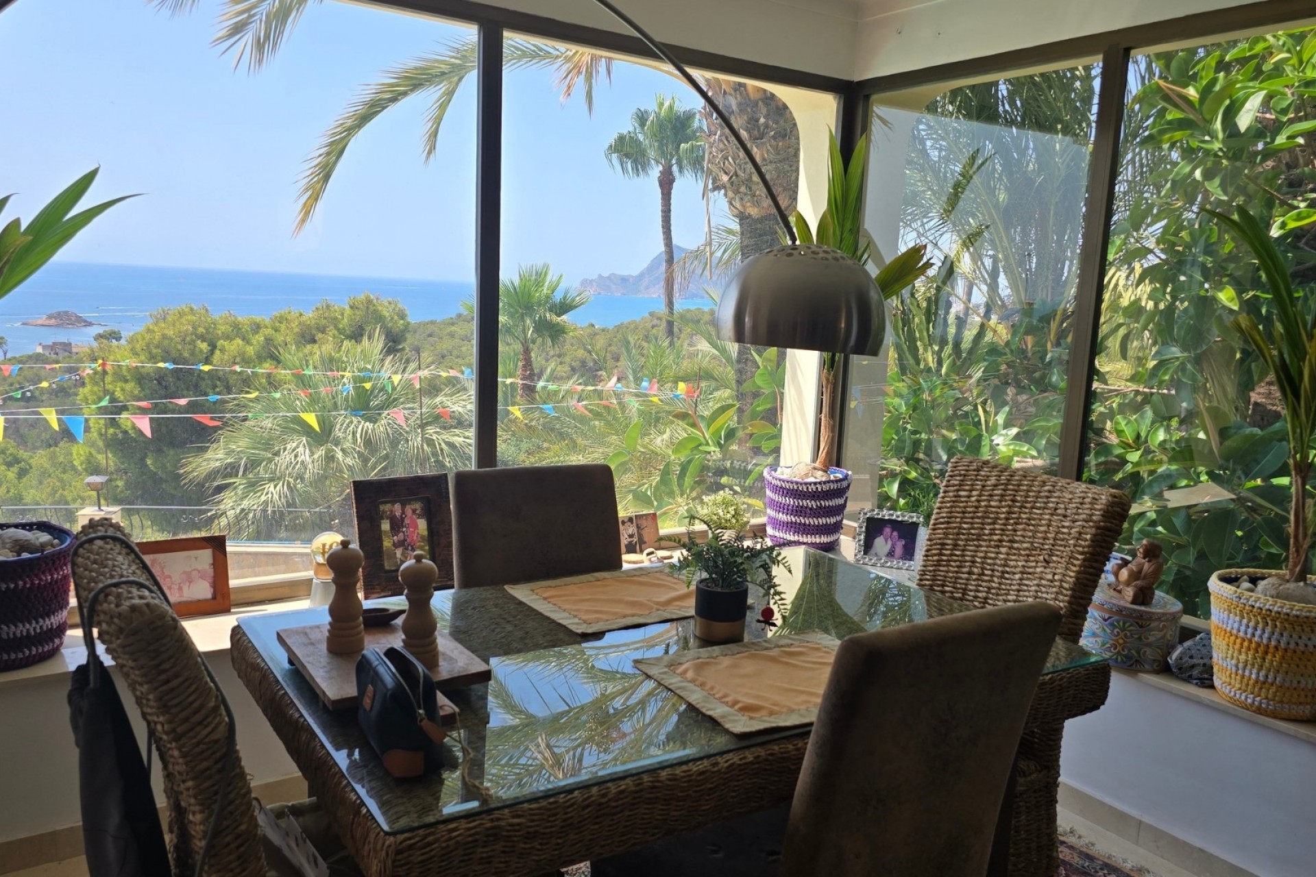 Resale - Villa -
Altea