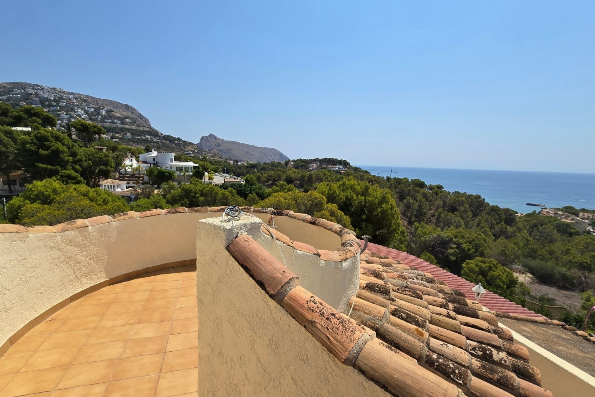 Resale - Villa -
Altea