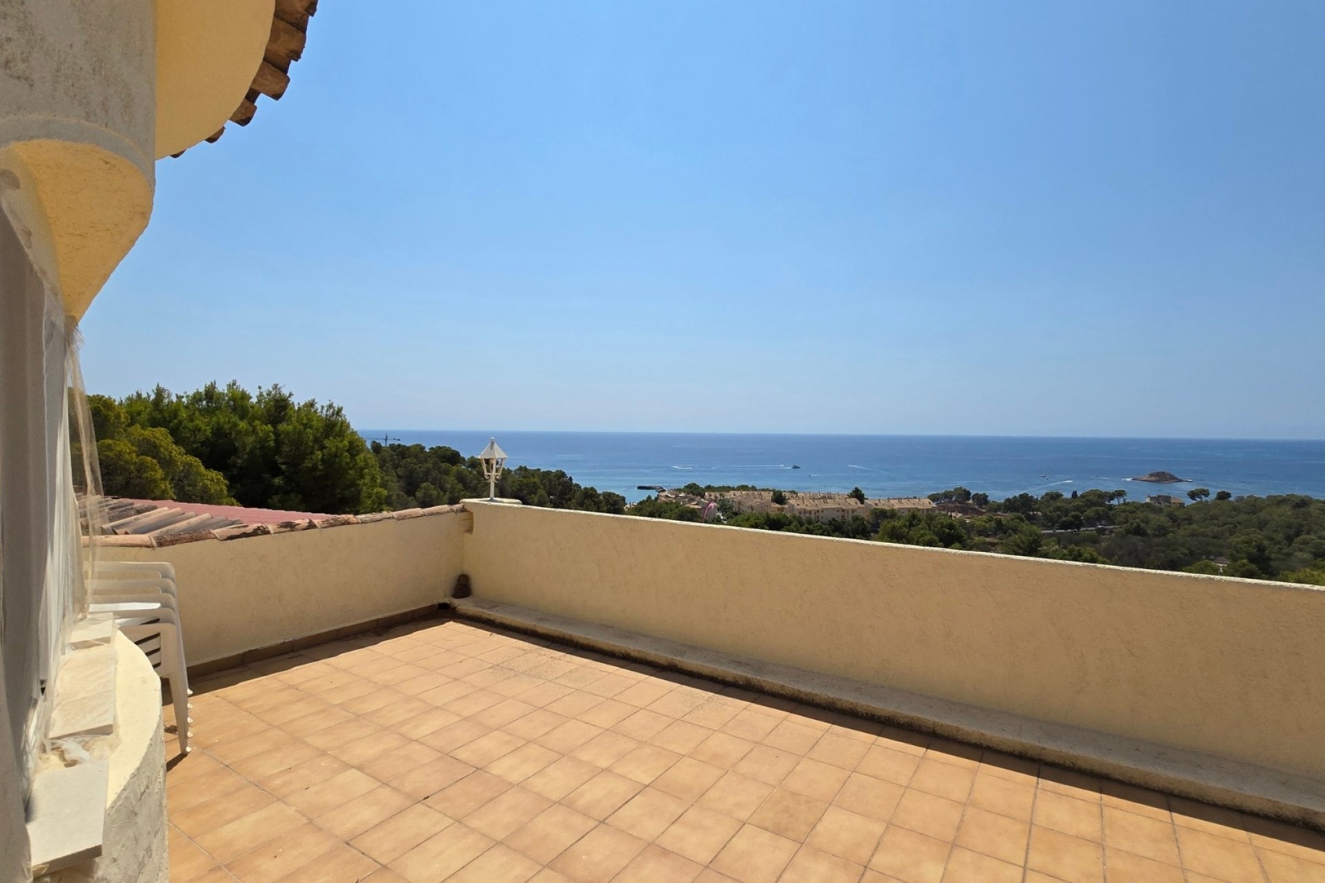 Resale - Villa -
Altea
