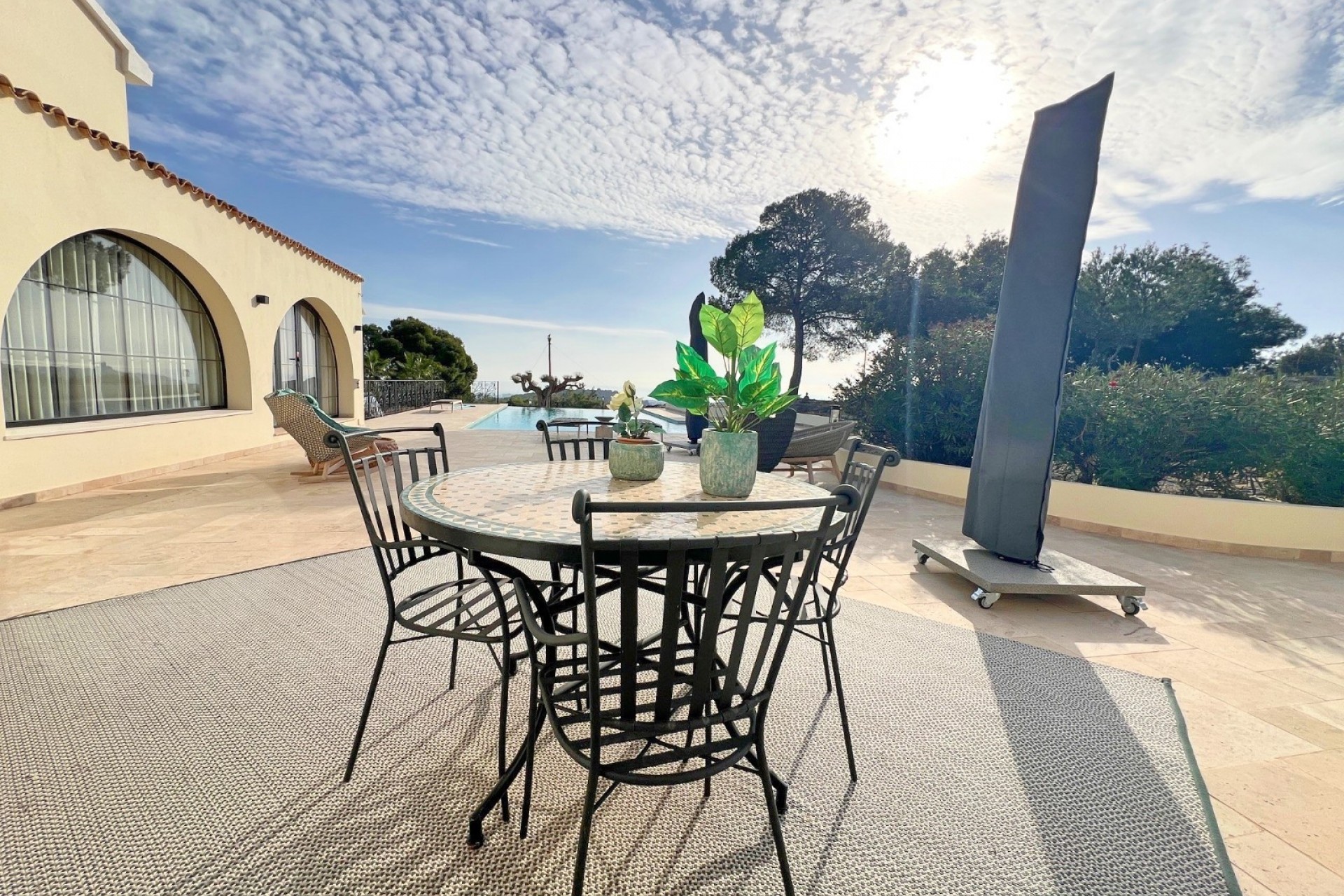 Resale - Villa -
Altea