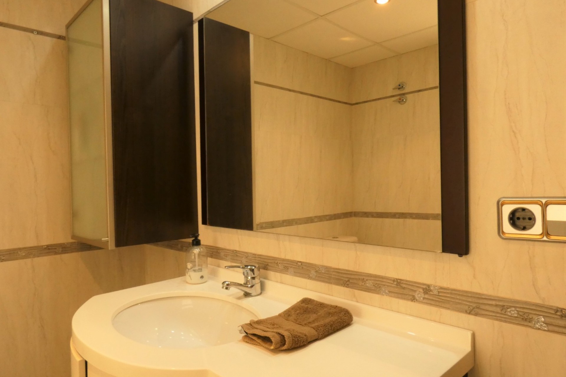 Resale - Villa -
Altea