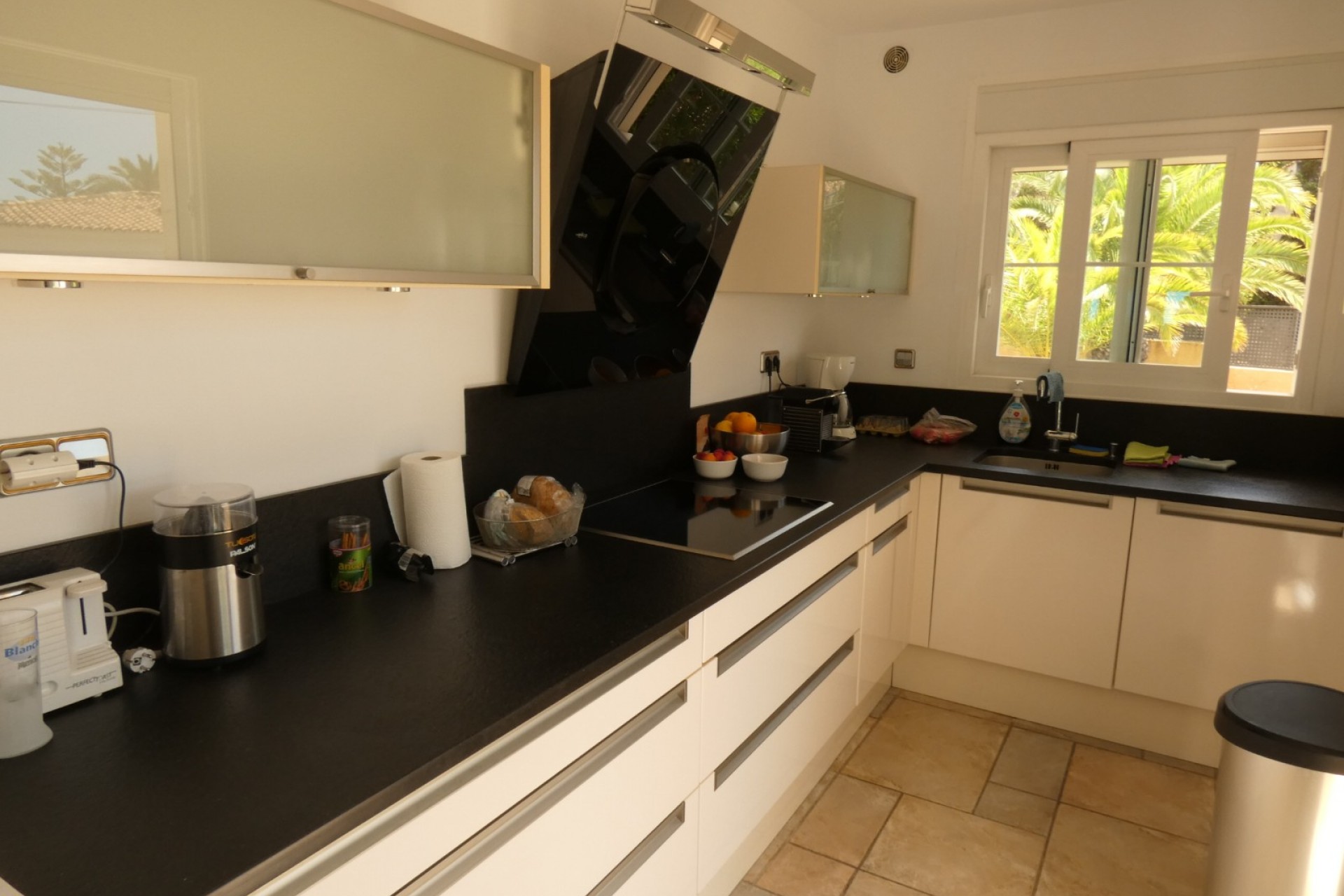 Resale - Villa -
Altea