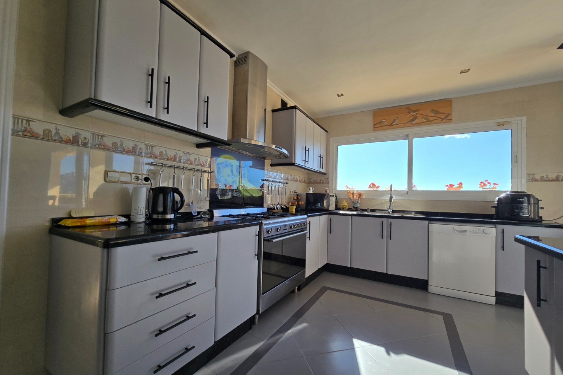 Resale - Villa -
Altea