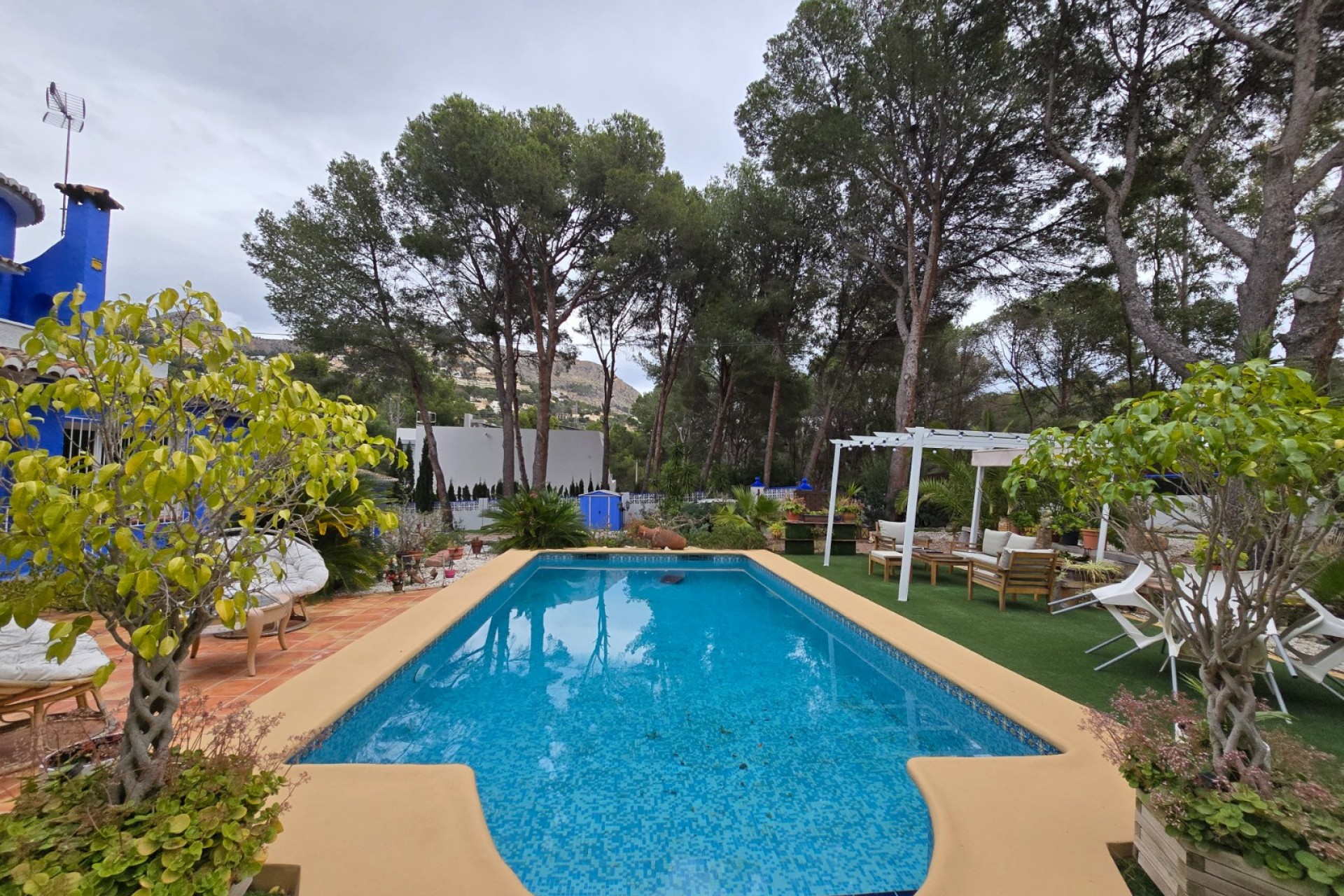 Resale - Villa -
Altea