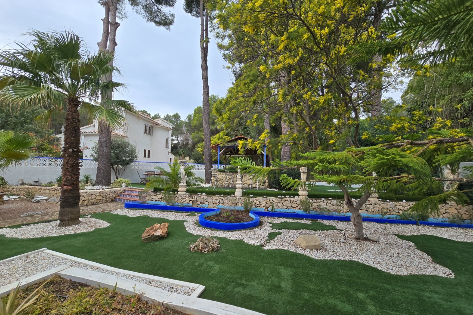 Resale - Villa -
Altea