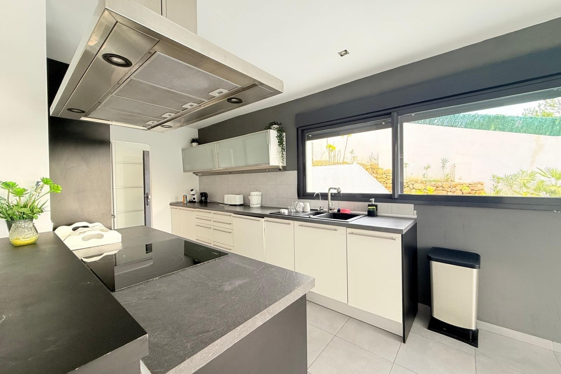 Resale - Villa -
Altea