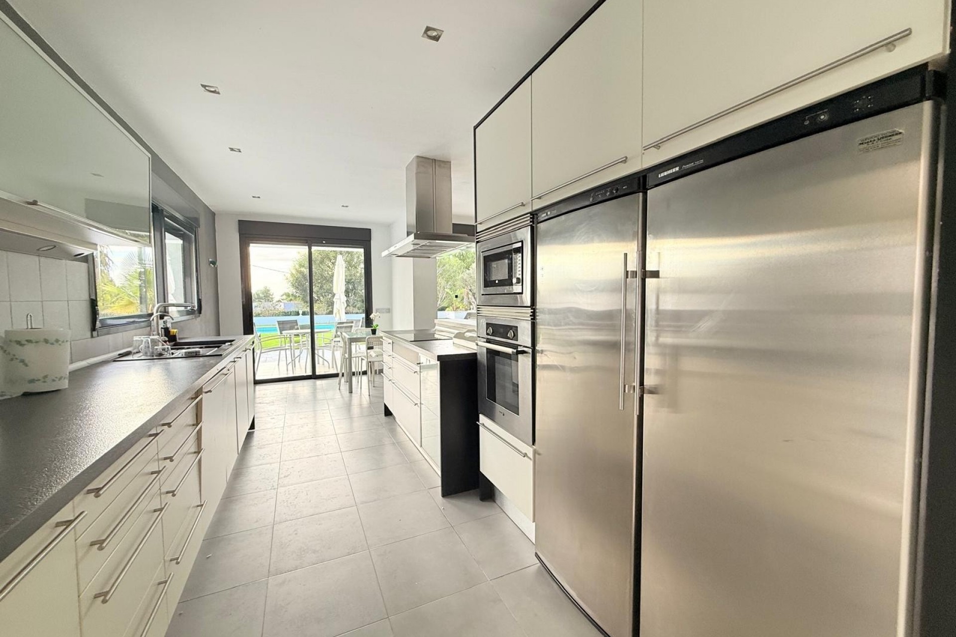 Resale - Villa -
Altea