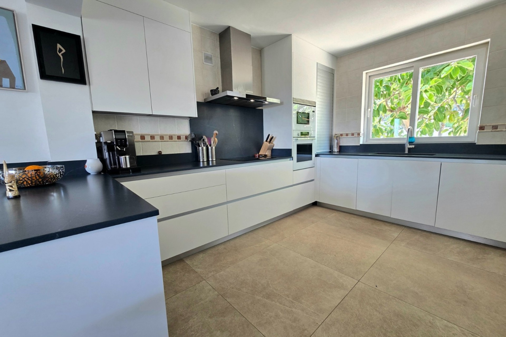 Resale - Villa -
Altea