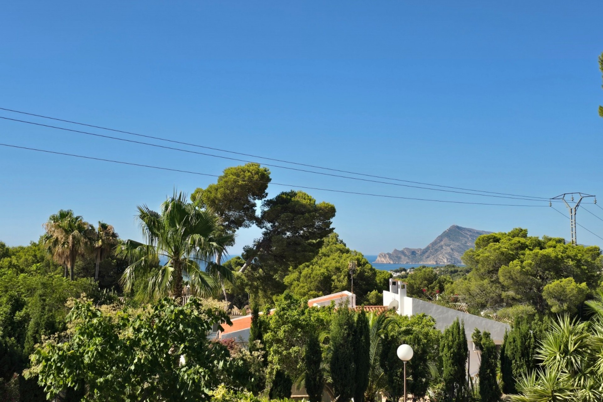 Resale - Villa -
Altea