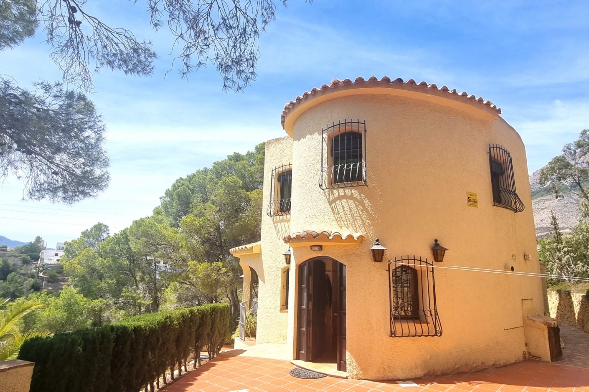 Resale - Villa -
Altea