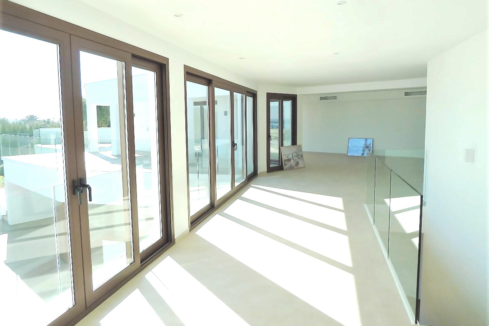 Resale - Villa -
Altea