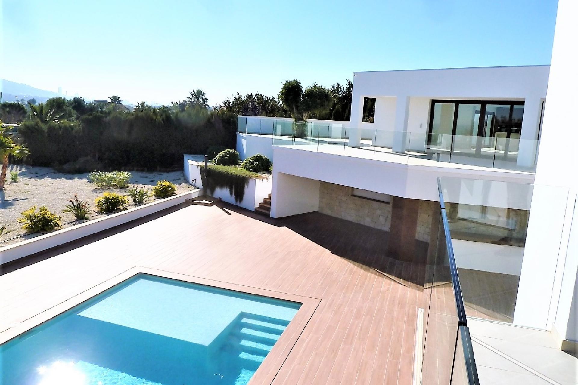 Resale - Villa -
Altea