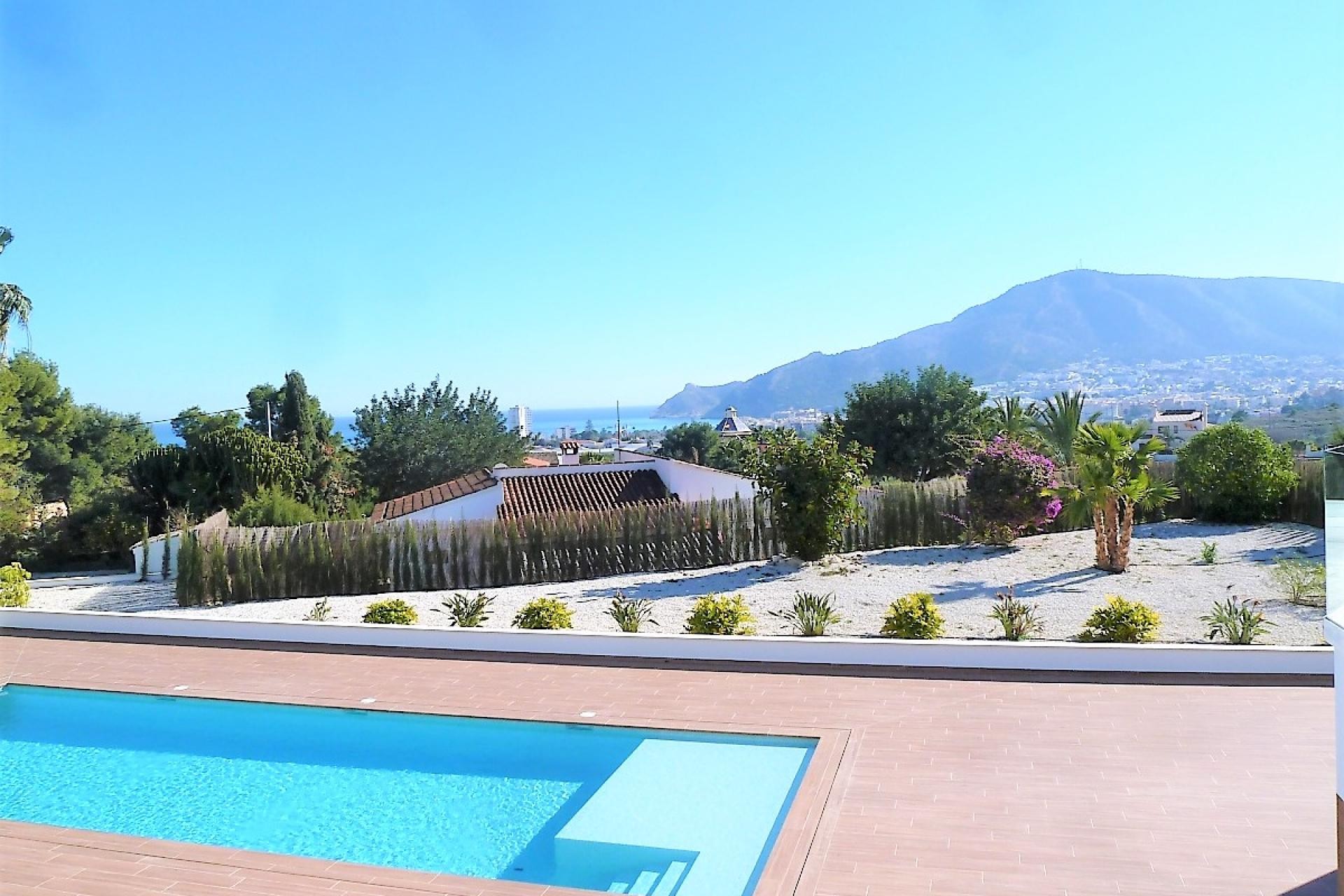 Resale - Villa -
Altea