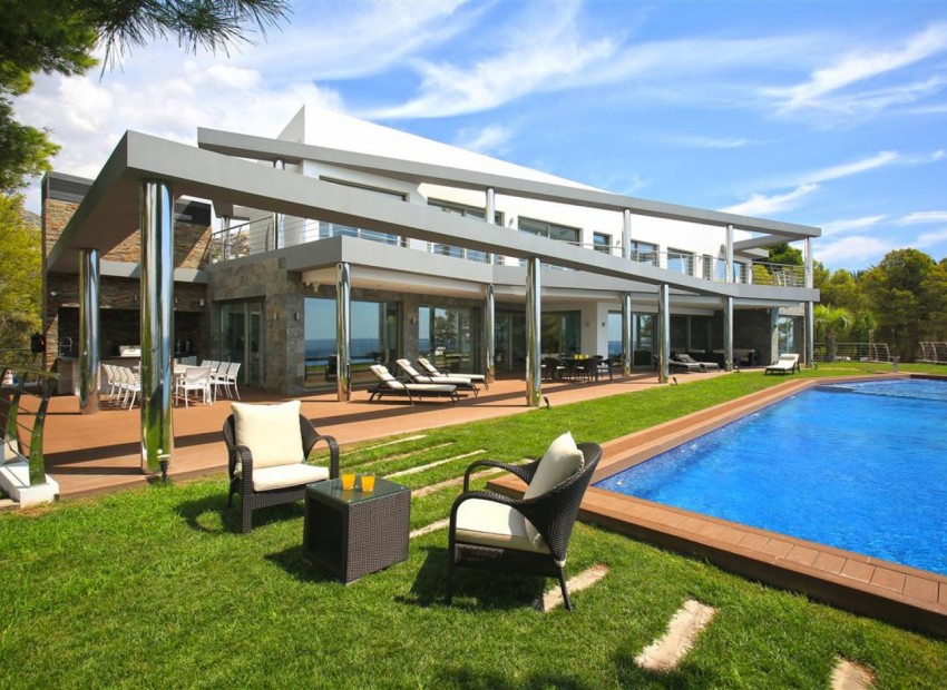 Resale - Villa -
Altea