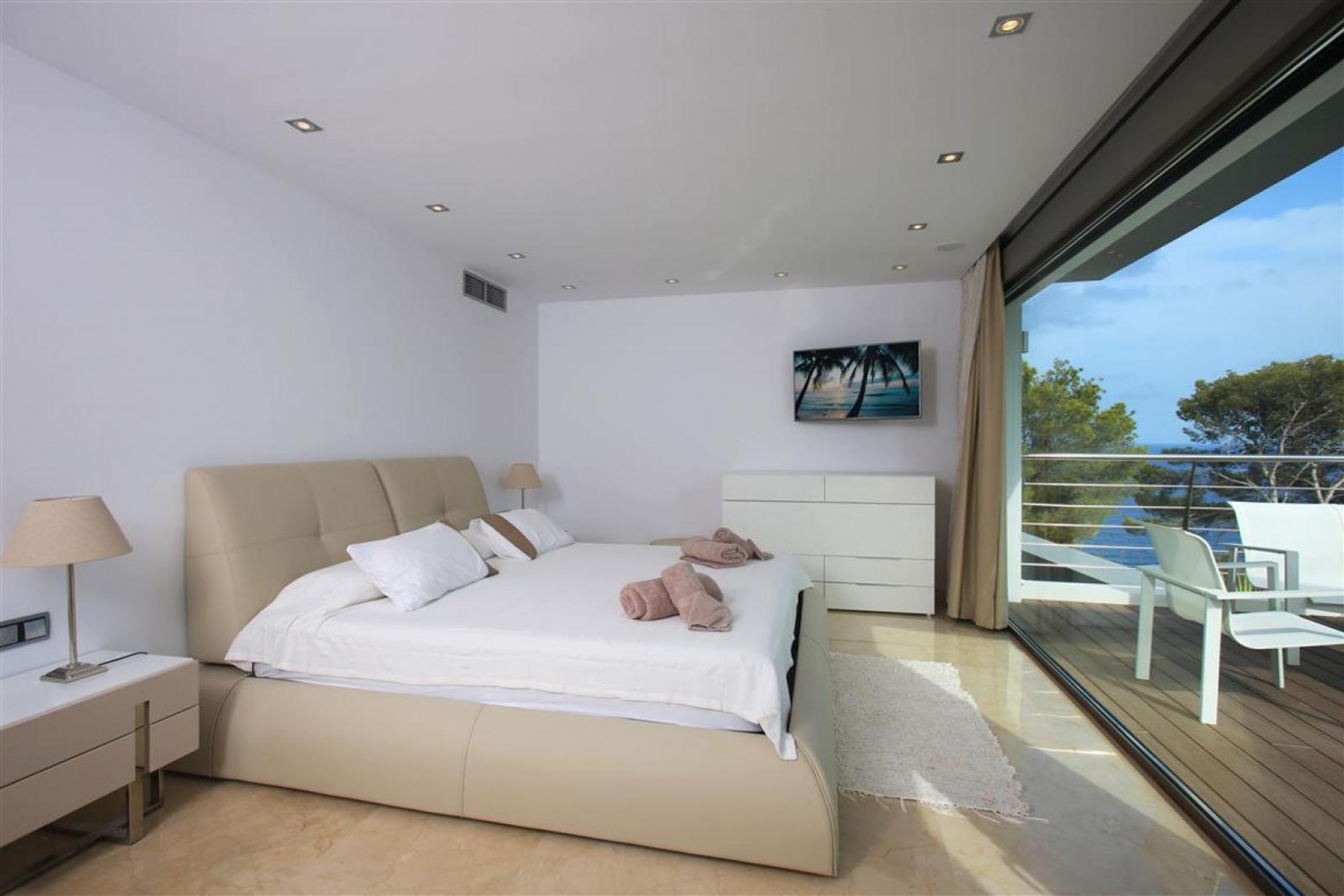 Resale - Villa -
Altea