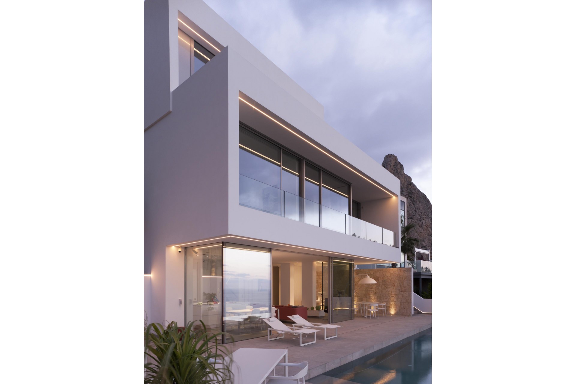 Resale - Villa -
Altea