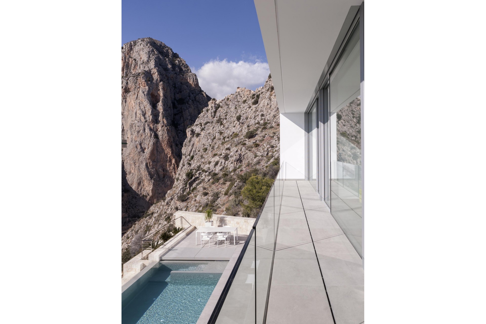 Resale - Villa -
Altea
