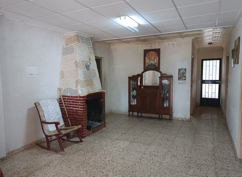 Resale - Villa -
Aspe