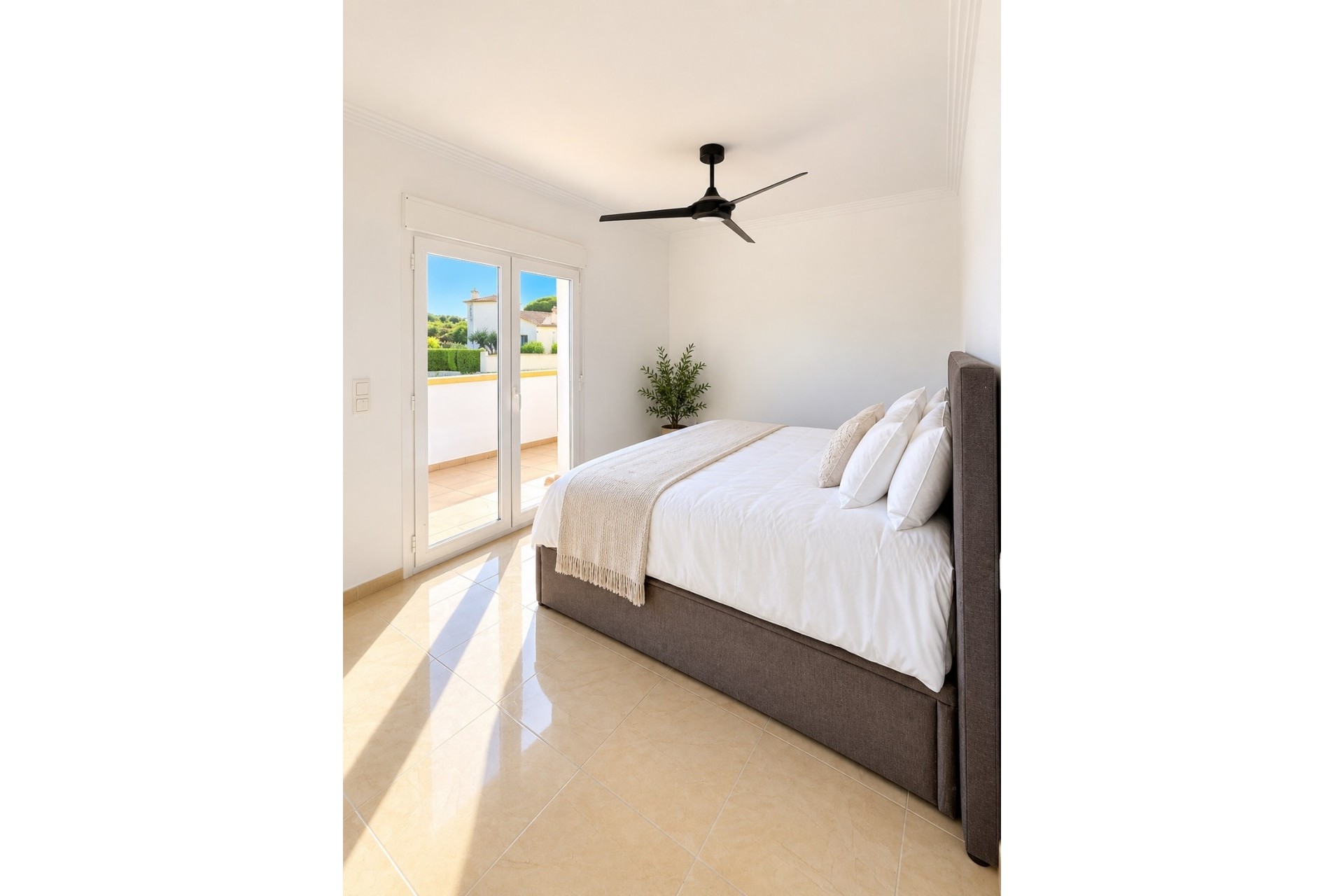 Resale - Villa -
Beniarbeig