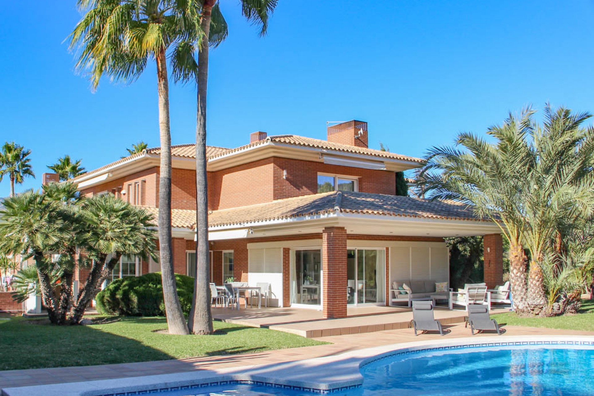 Resale - Villa -
Benidorm - de Napoles