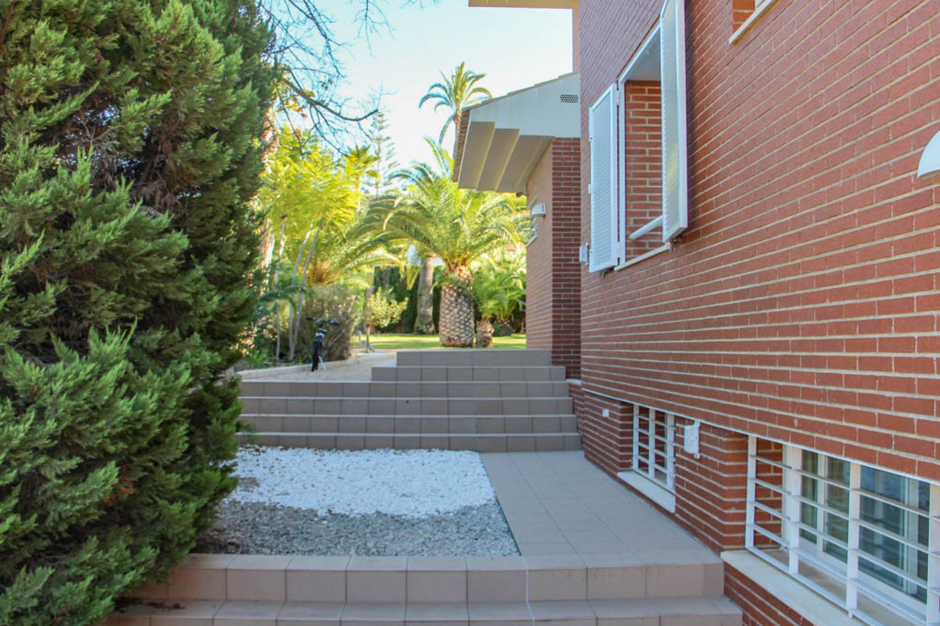 Resale - Villa -
Benidorm - de Napoles