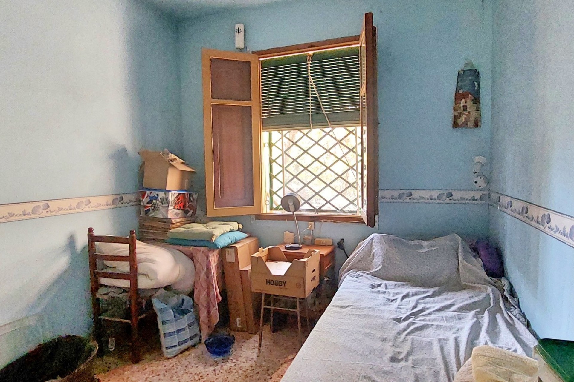 Resale - Villa -
Benidorm
