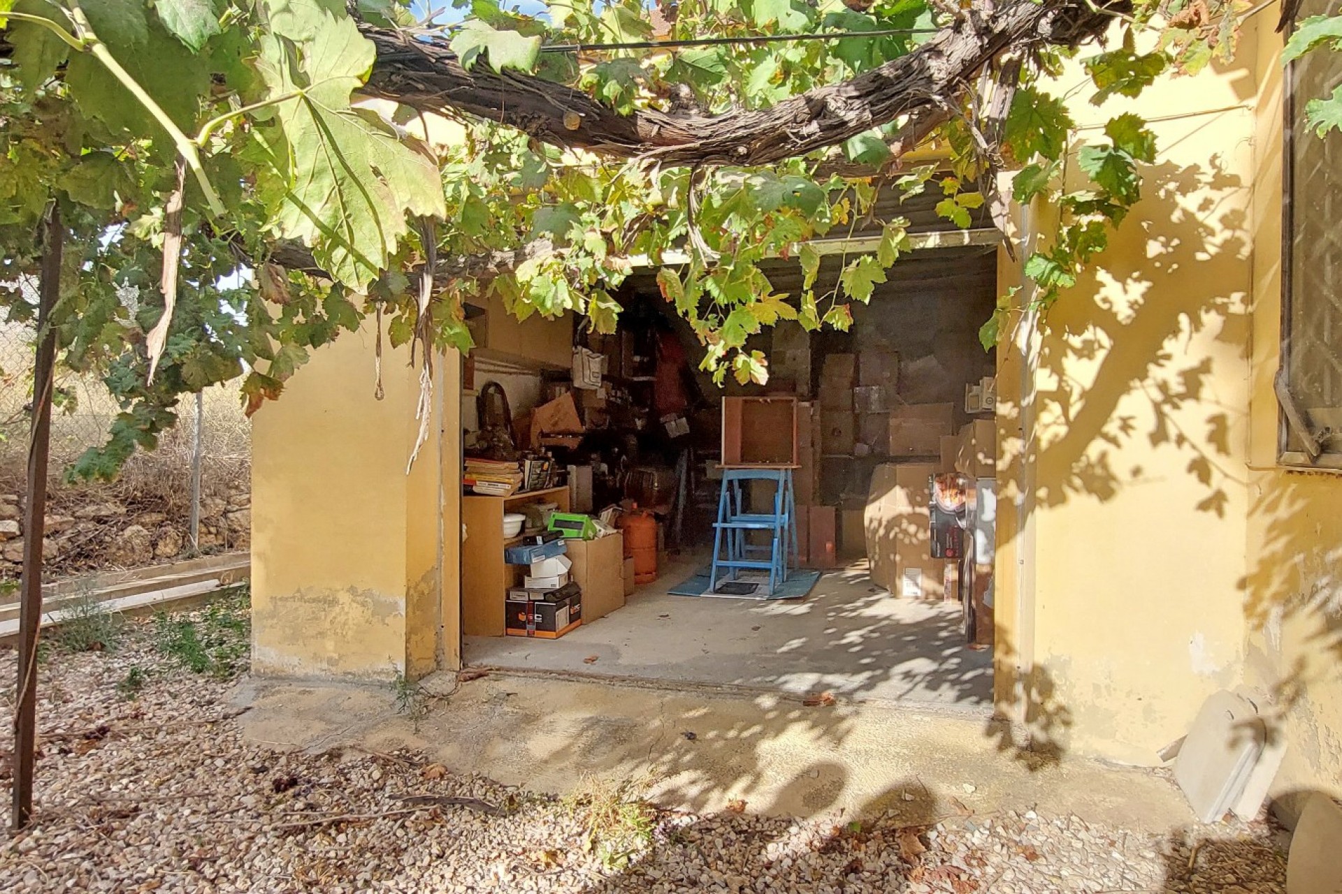 Resale - Villa -
Benidorm