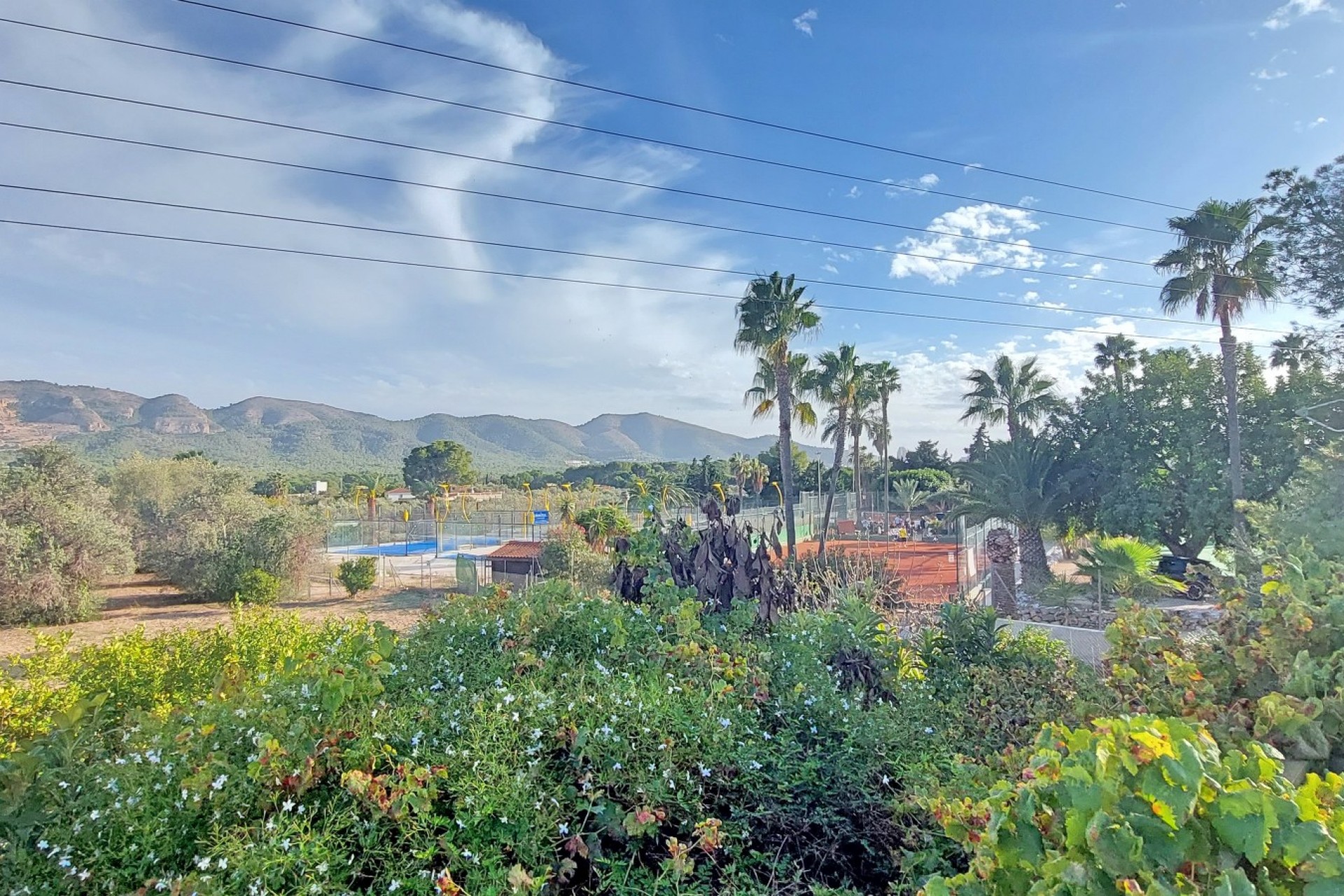 Resale - Villa -
Benidorm