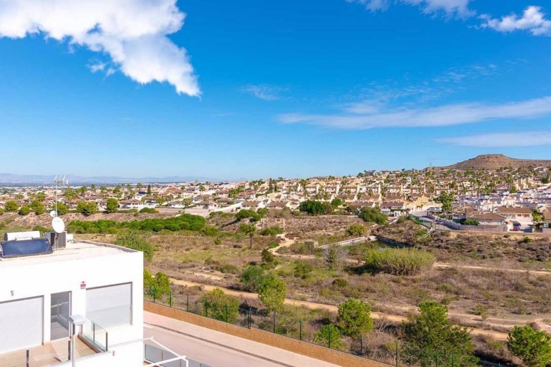 Resale - Villa -
Benijofar