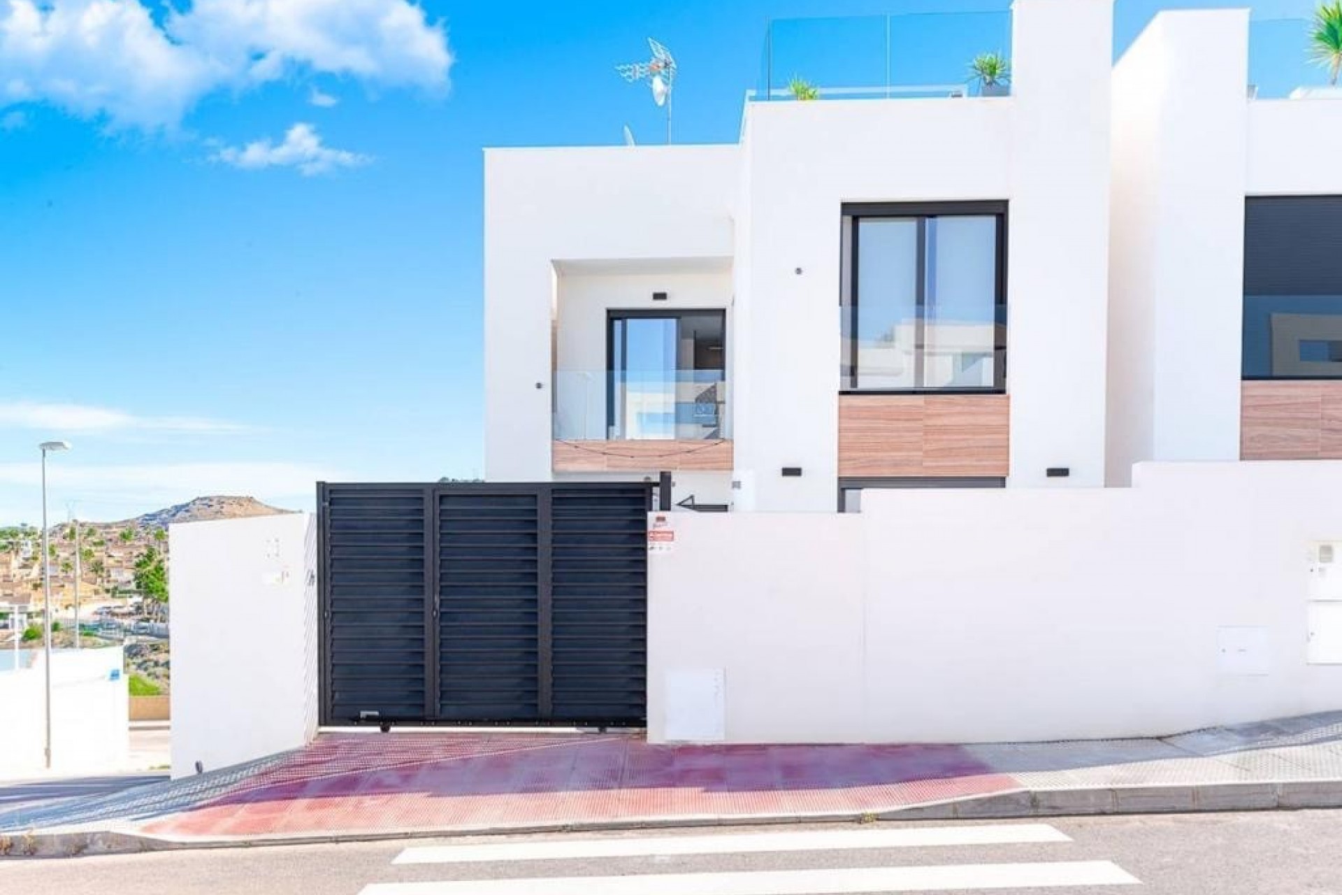 Resale - Villa -
Benijofar
