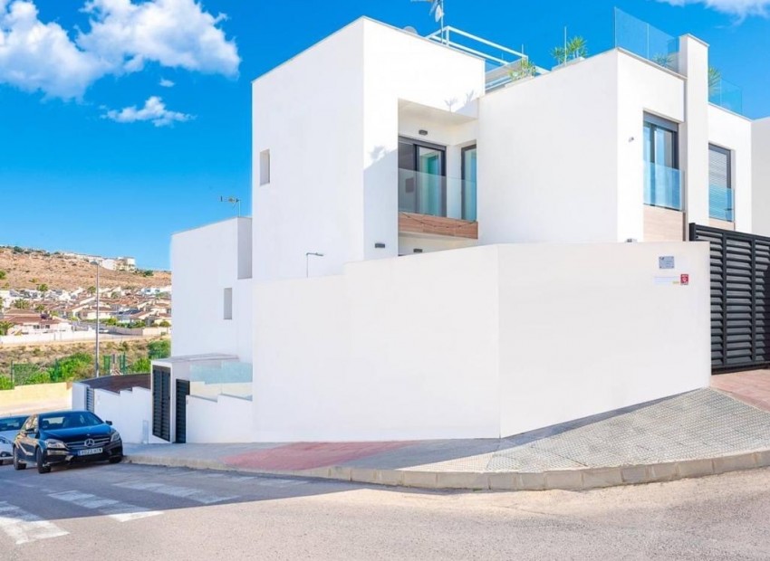 Resale - Villa -
Benijofar