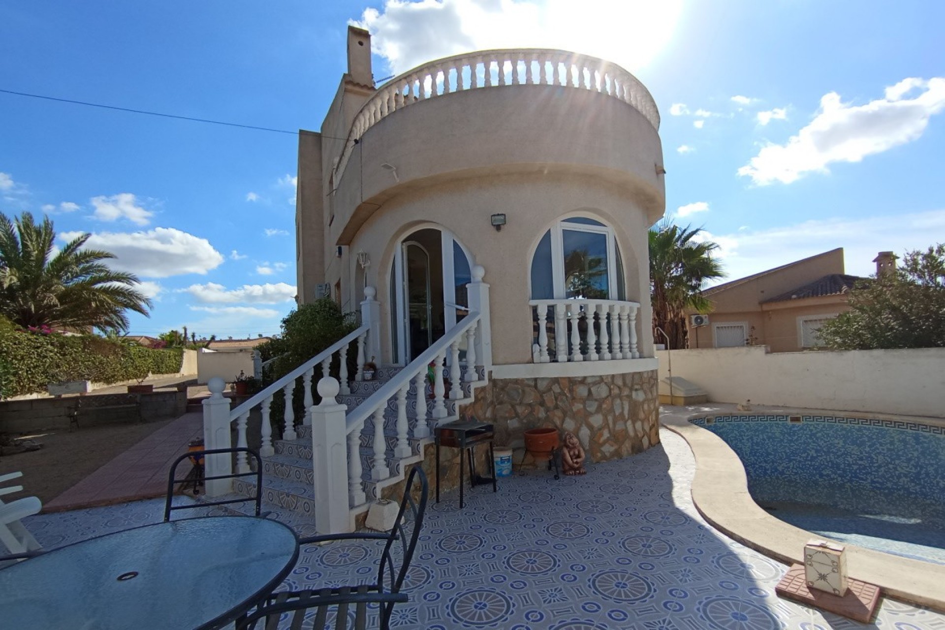 Resale - Villa -
Benijofar