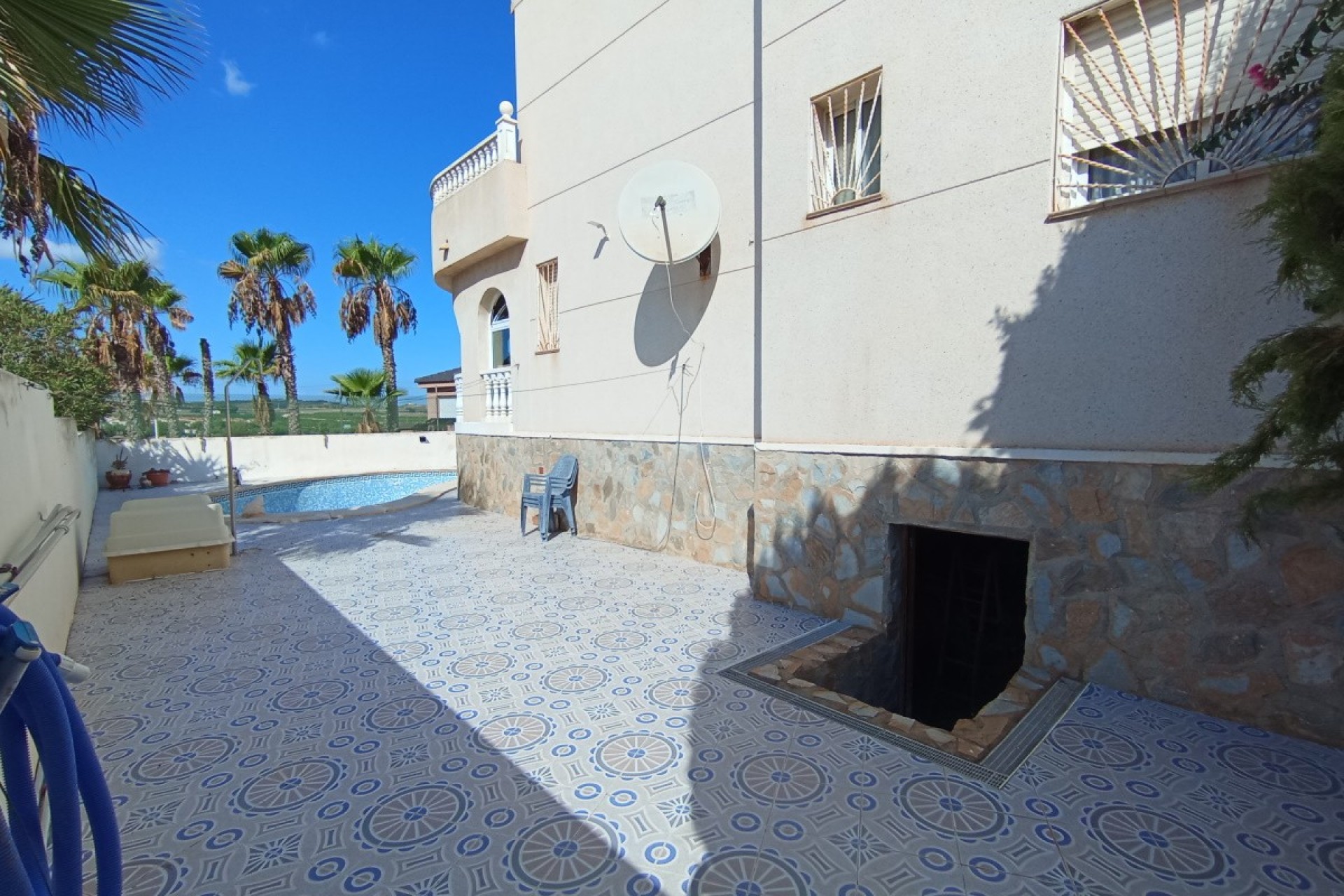 Resale - Villa -
Benijofar