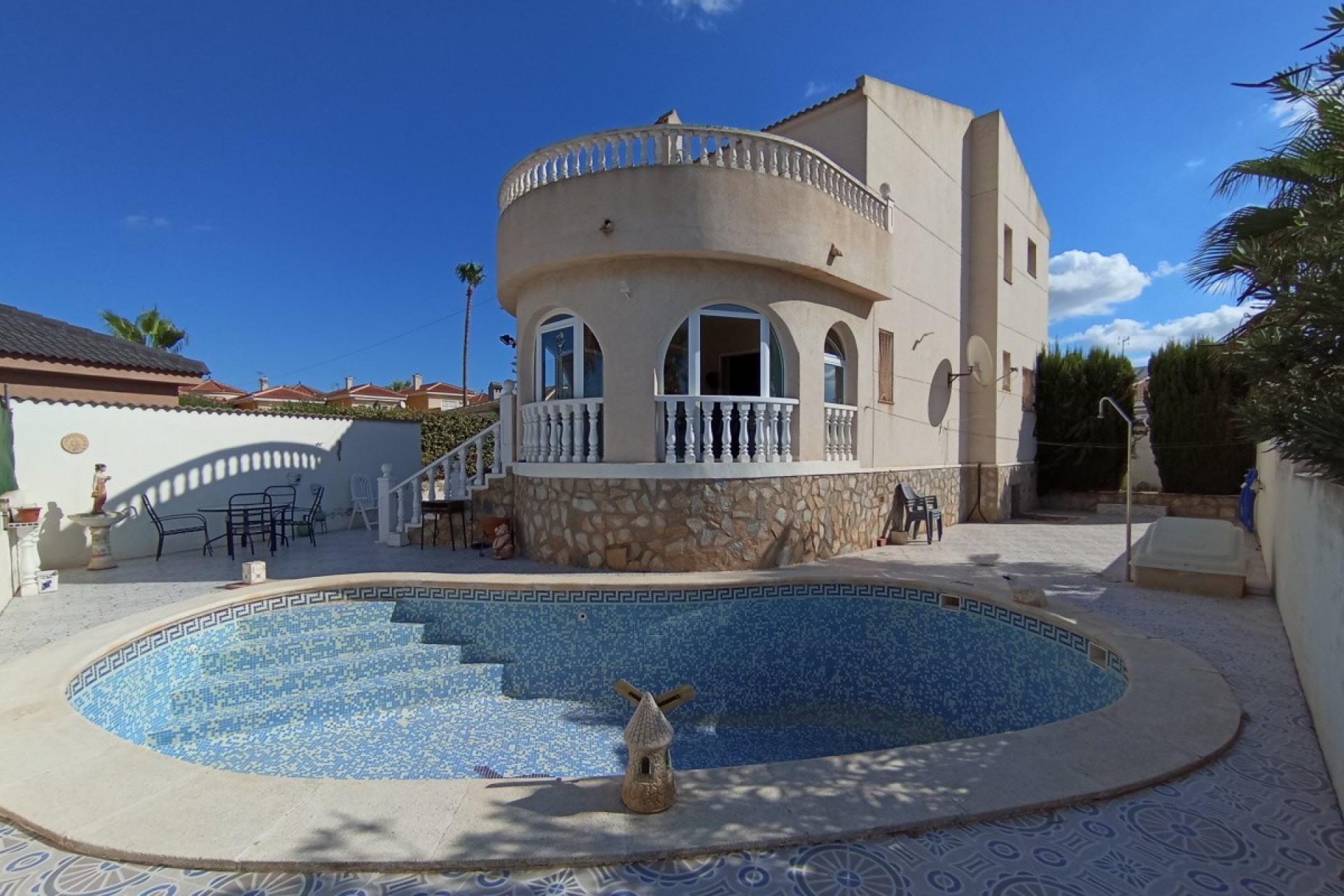 Resale - Villa -
Benijofar