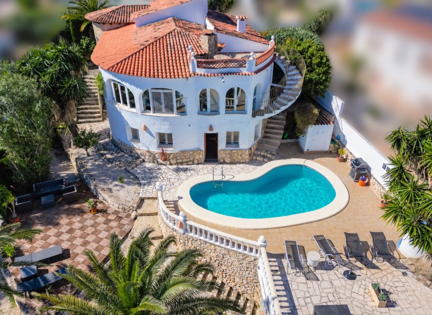 Resale - Villa -
Benissa - Buenavista