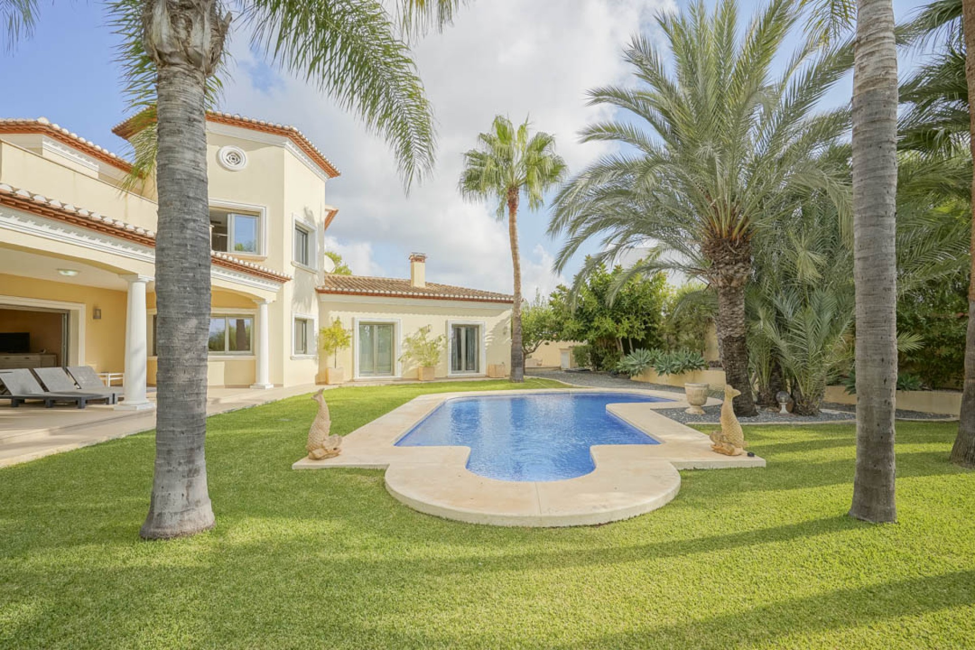 Resale - Villa -
Benissa - Buenavista