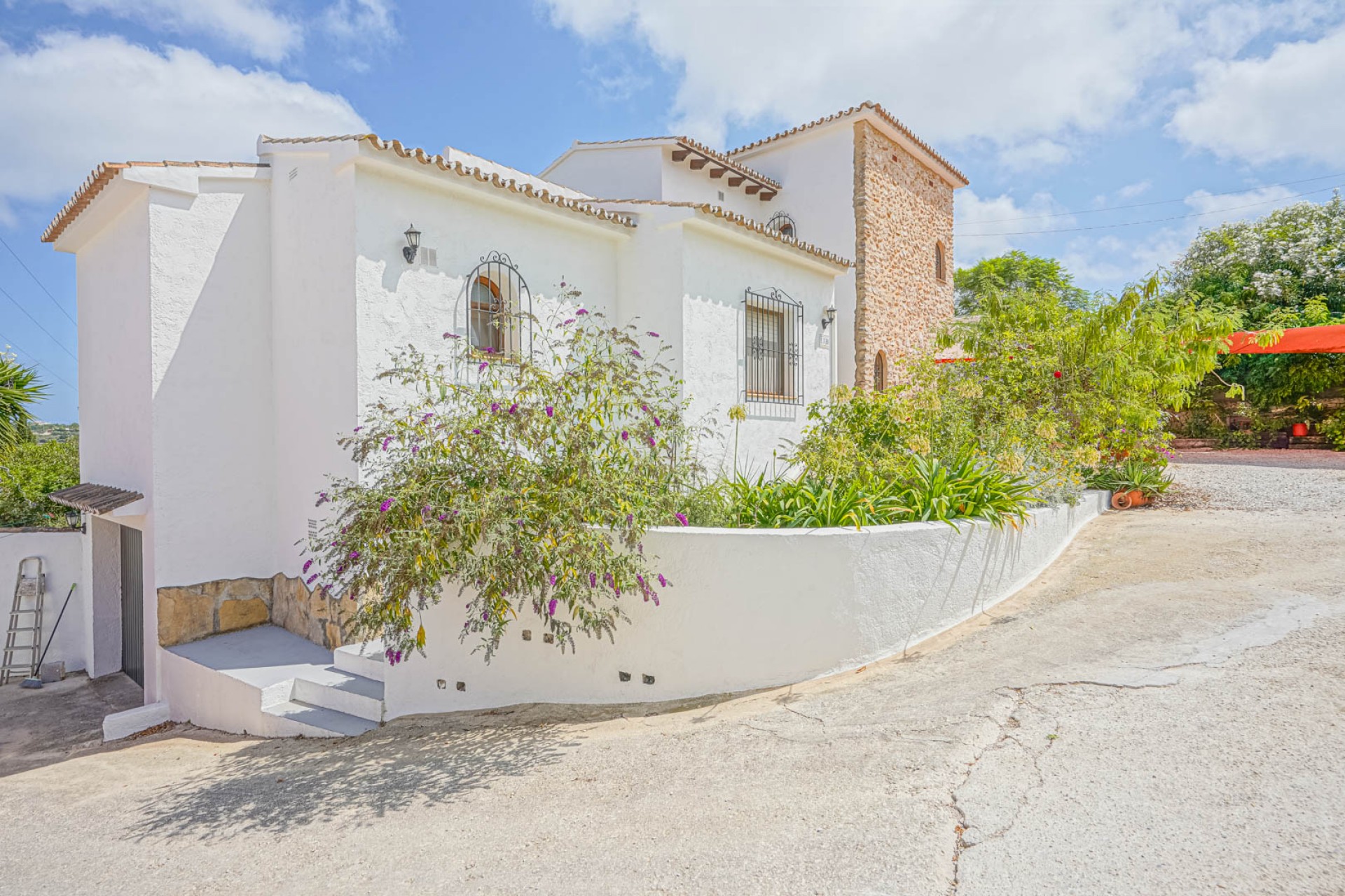 Resale - Villa -
Benissa - Busseit