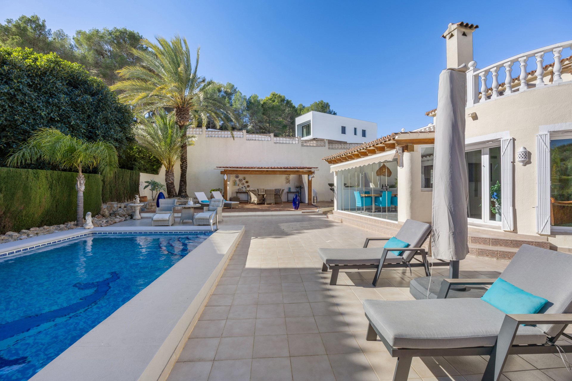 Resale - Villa -
Benissa - Cala Advocat - Baladrar