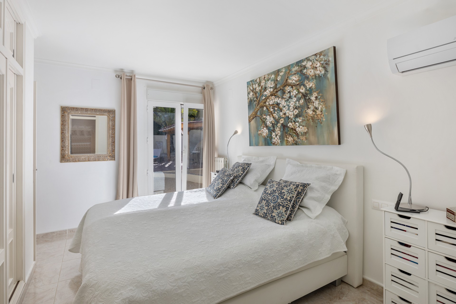 Resale - Villa -
Benissa - Cala Advocat - Baladrar