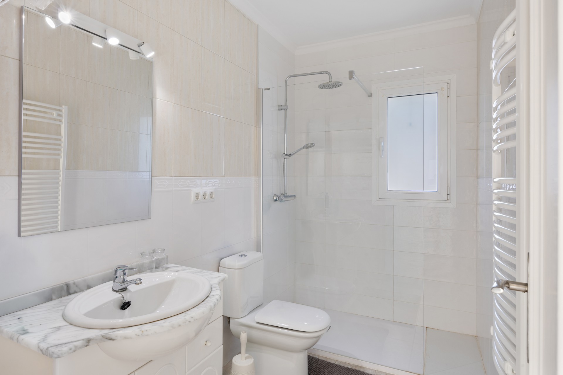 Resale - Villa -
Benissa - Cala Advocat - Baladrar