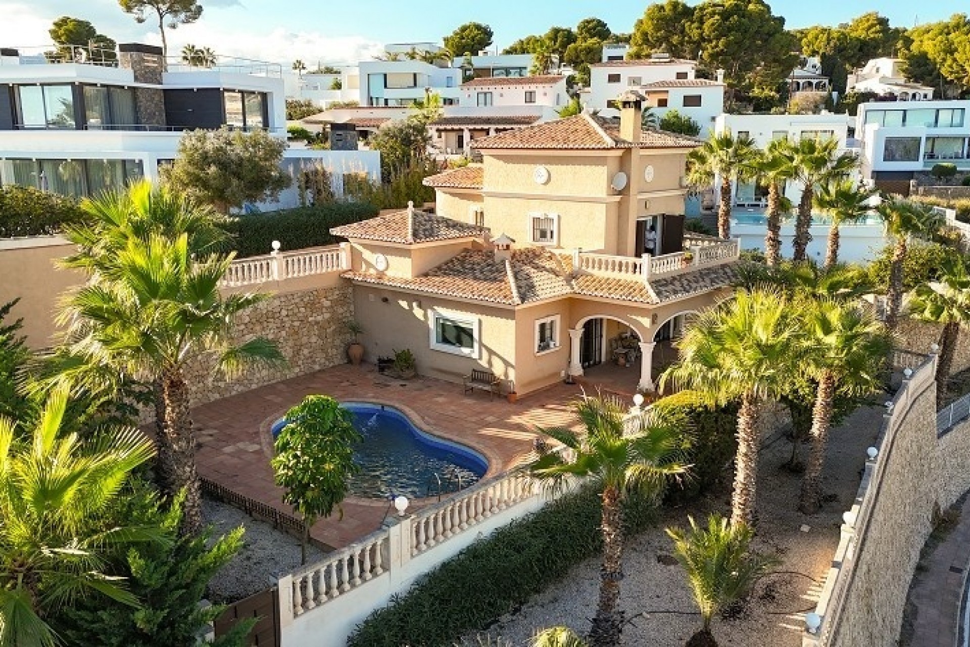 Resale - Villa -
Benissa - Cala Advocat - Baladrar