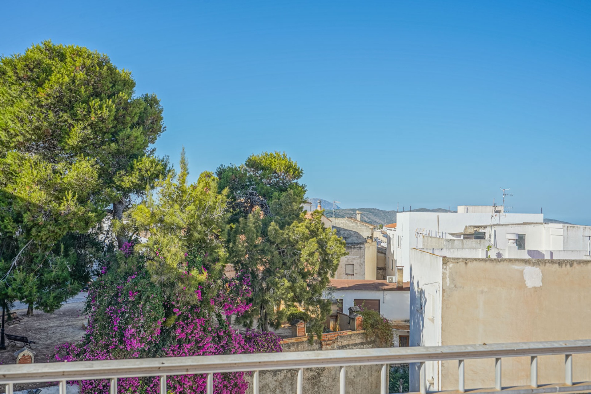 Resale - Villa -
Benissa - Centre