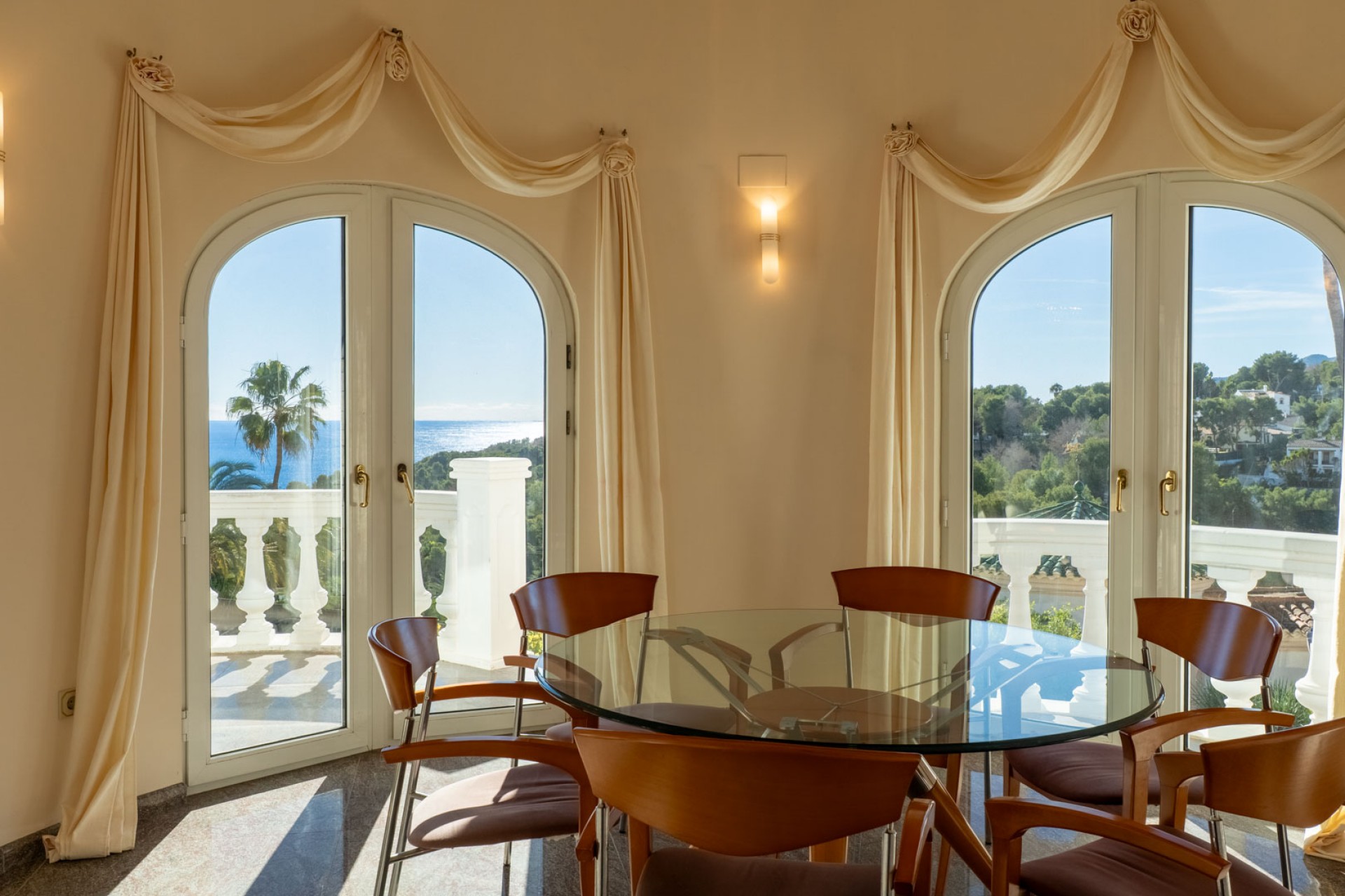 Resale - Villa -
Benissa - Fanadix