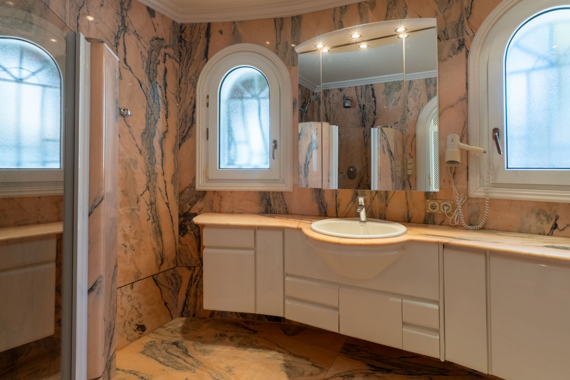 Resale - Villa -
Benissa - Fanadix