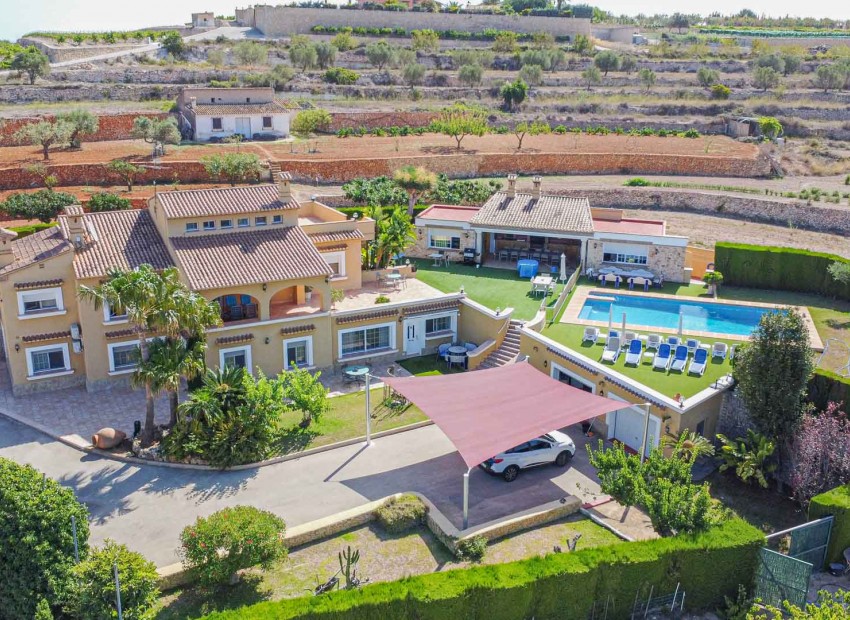 Resale - Villa -
Benissa - Fustera