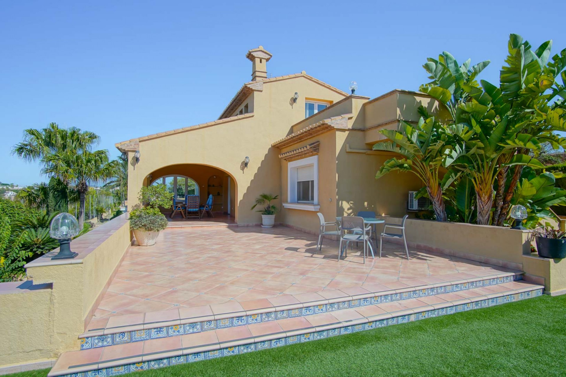 Resale - Villa -
Benissa - Fustera