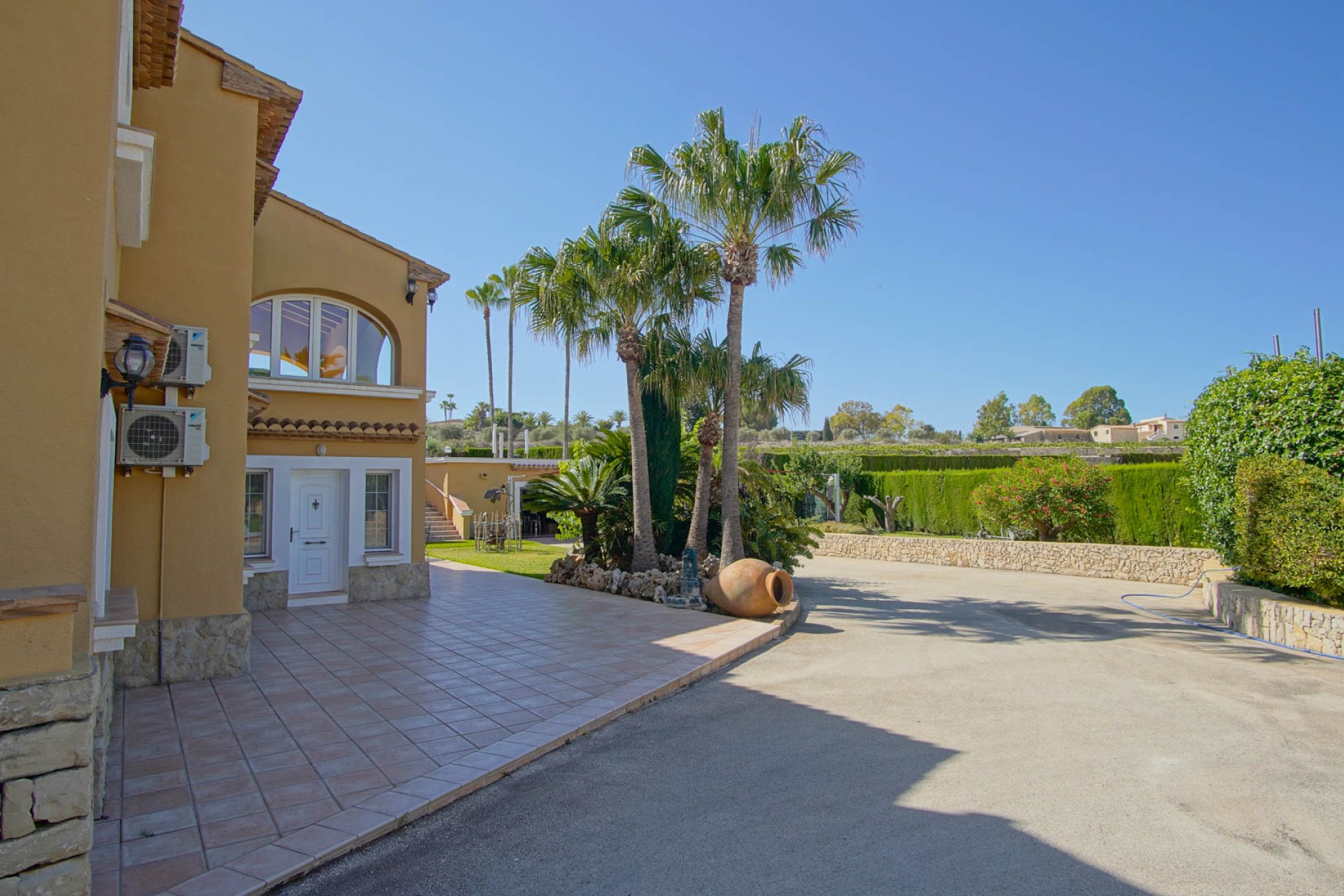 Resale - Villa -
Benissa - Fustera