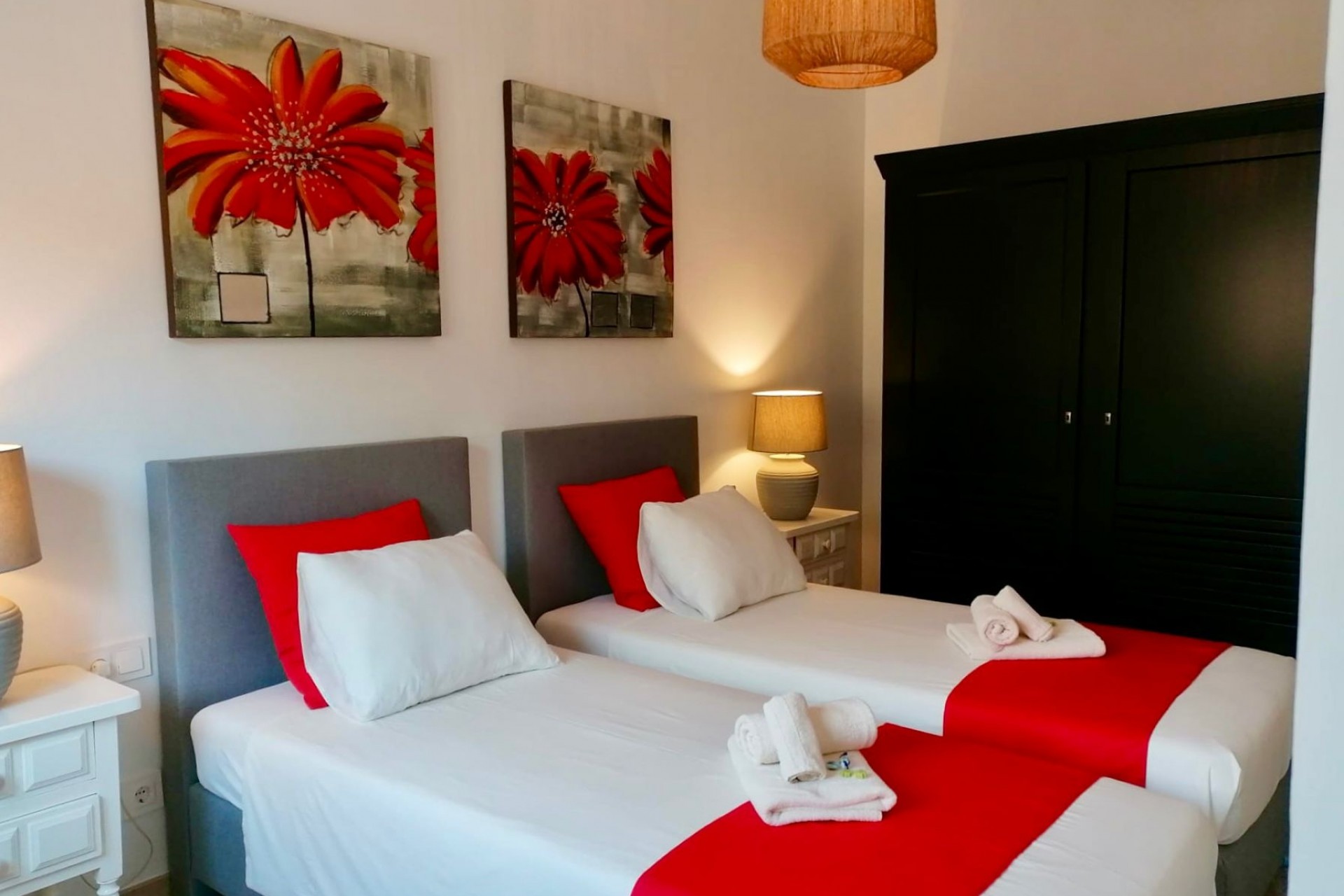 Resale - Villa -
Benissa - La Fustera