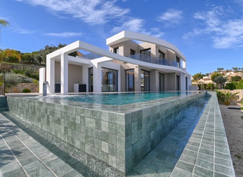 Resale - Villa -
Benissa - La Fustera