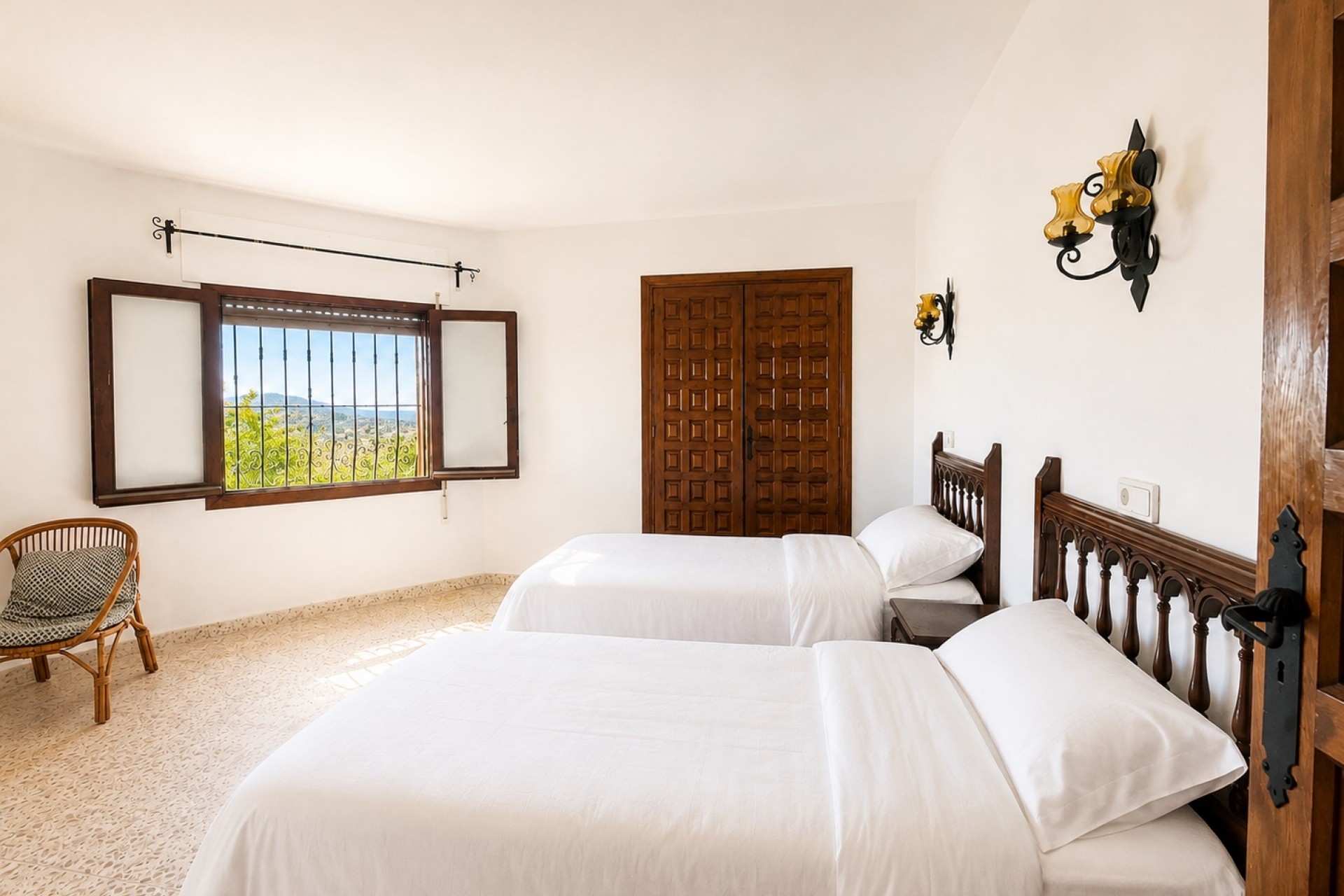 Resale - Villa -
Benissa - La Viña - Montemar - San Jaime